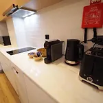 Apartamento Crystal Palace Flat - With Two Bedrooms *