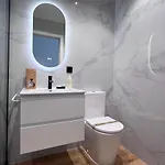 Apartamento Crystal Palace Flat - With Two Bedrooms